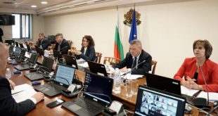 Шестимата, поискали предсрочно освождаване на Гешев, изненадващо и без обяснения оттеглиха предложението си (допълнена)